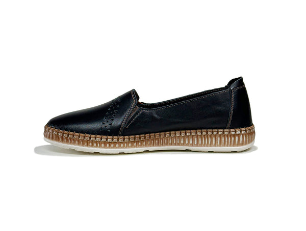 Women's Hole Patterned Black Color Leather Shoes