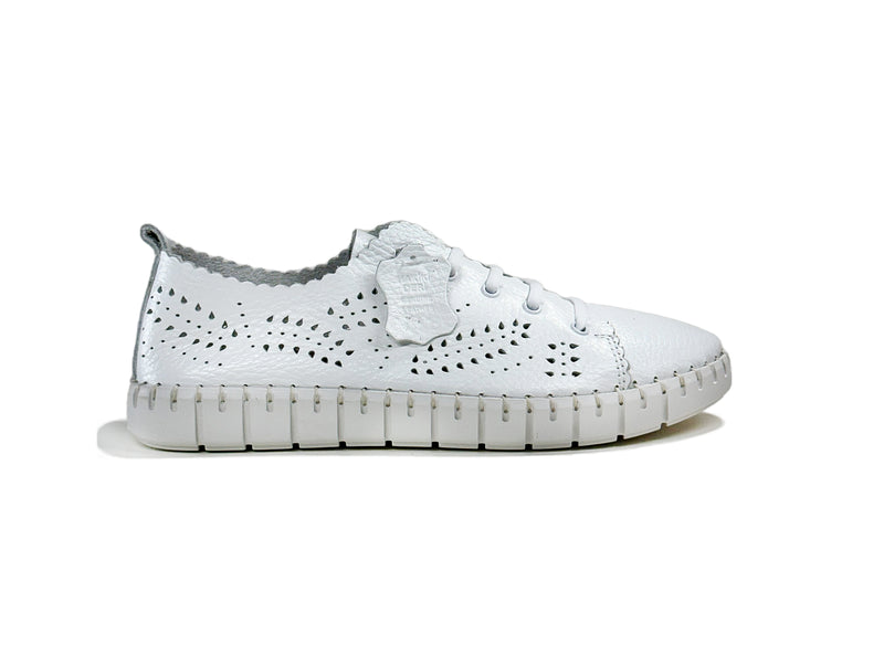 Women's Lace-Up White Leather Comfort Shoes