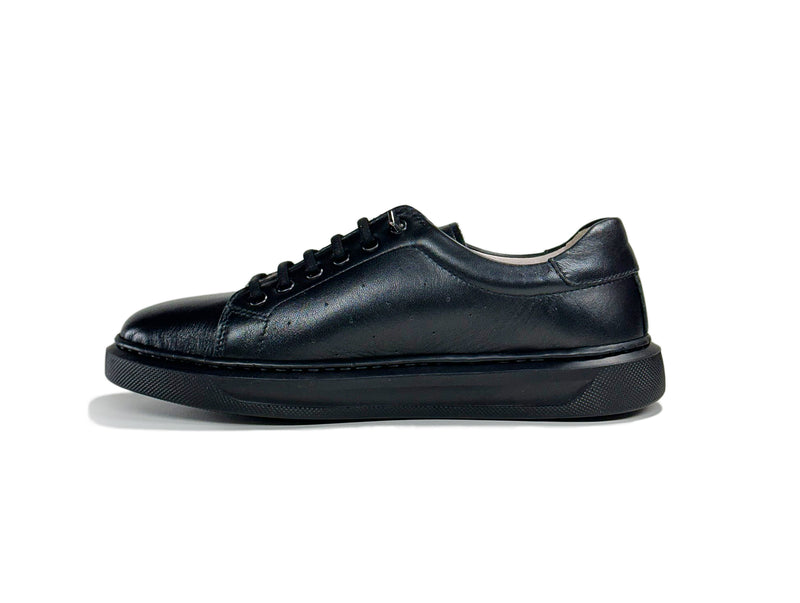 Women's Black Color Lace-Up Leather Sneakers