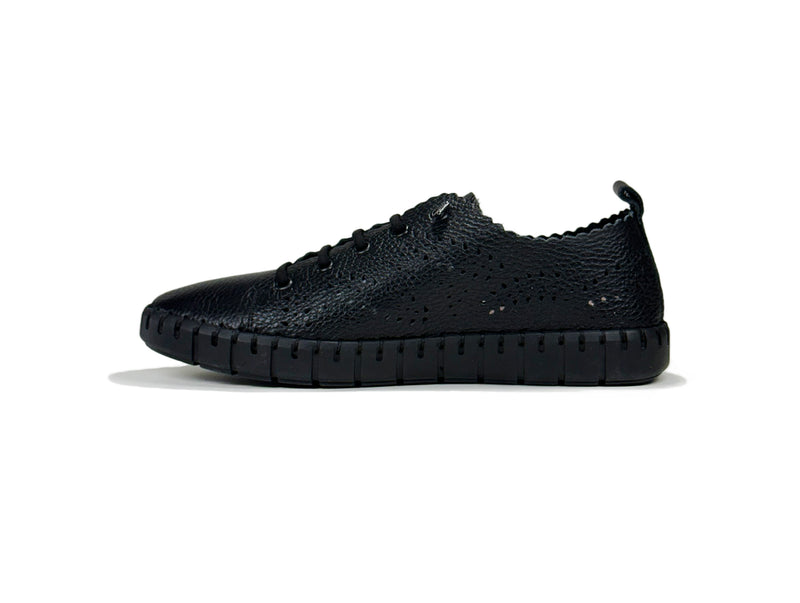 Women's Lace-Up Black Leather Comfort Shoes