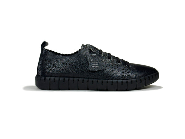 Women's Lace-Up Black Leather Comfort Shoes